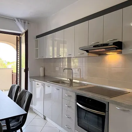 Dunato I- By Interhome Apartmán