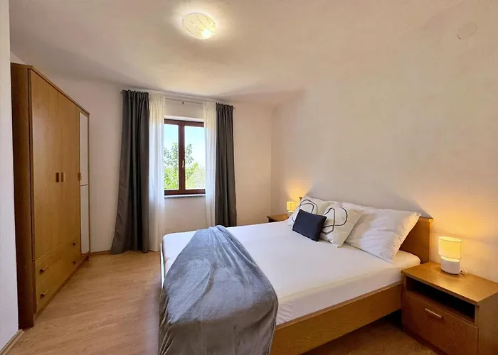 Apartmán Dunato I- By Interhome Šilo